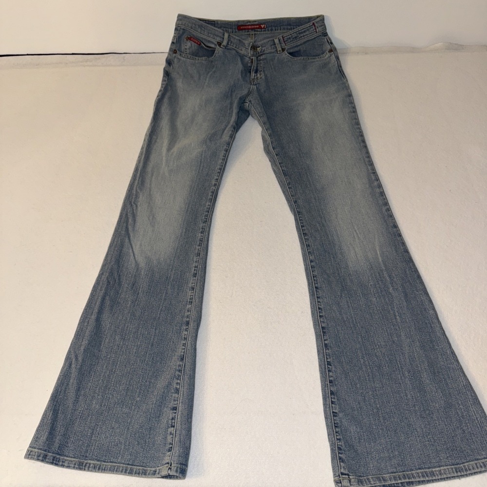 Vintage Guess Bell Bottom Jeans In Light Wash/ Size 30x33